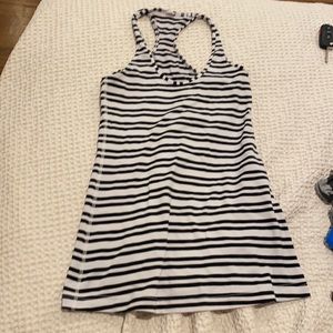 lululemon workout too